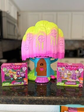 Vida the Vet clinic treehouse Playset